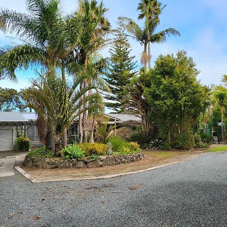 Kai Iwi Lakes Resort Kaihu エクステリア 写真